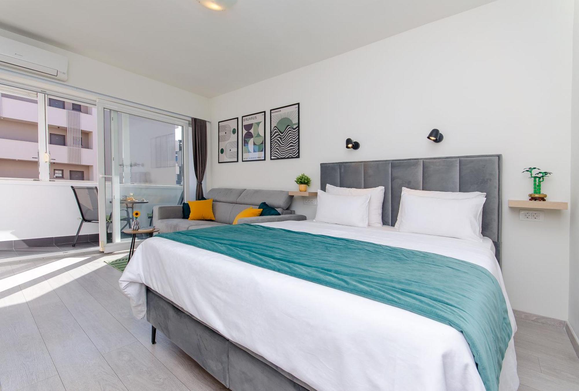 Side By Side Appartement
